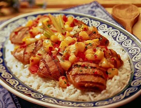 Grilled thai chicken with chunky peach pepper sauce