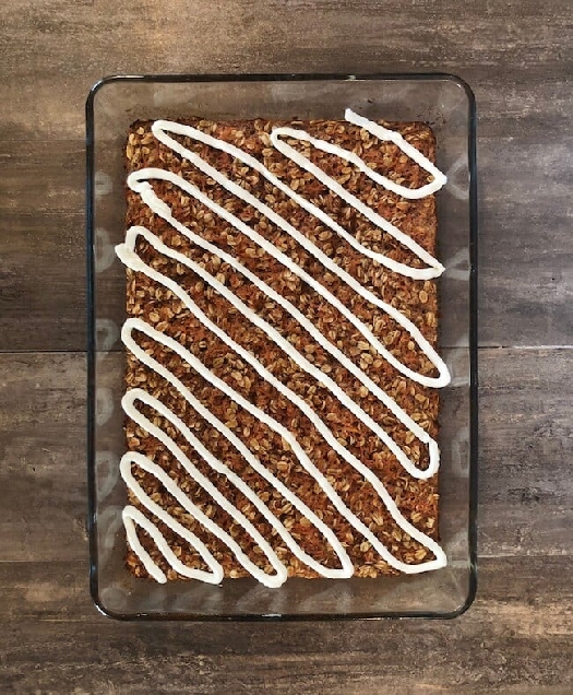 Carrot cake baked oatmeal - the meal prep manual