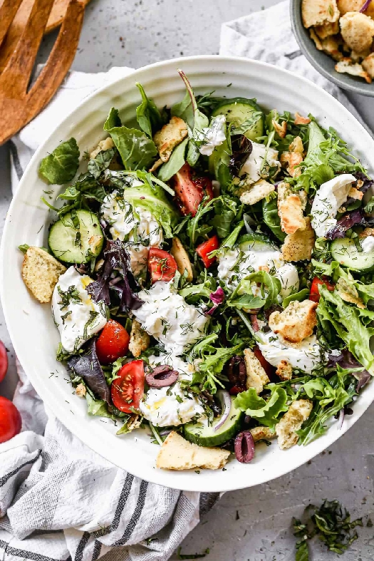 Burrata salad