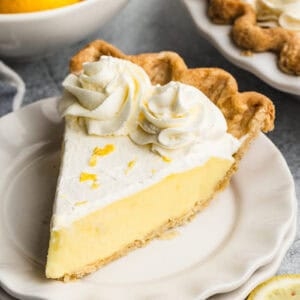 Lemon cream pie