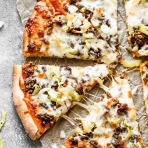 Cheeseburger pizza