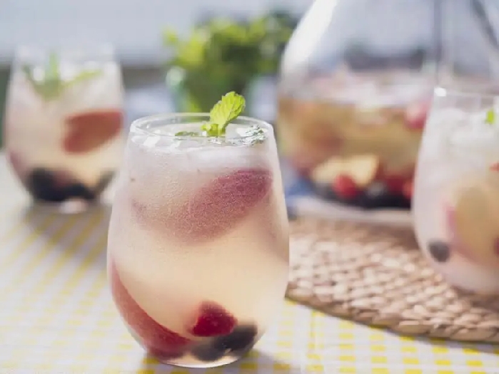 Unwind sangria recipe
