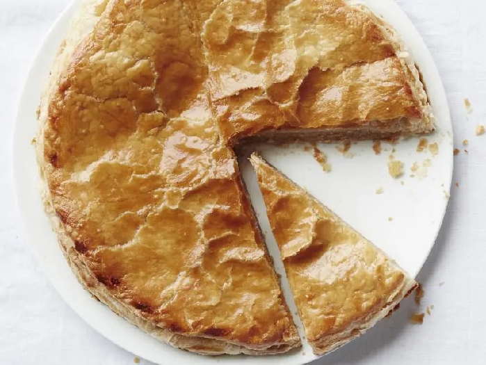 Easter egg hunt cake recipe