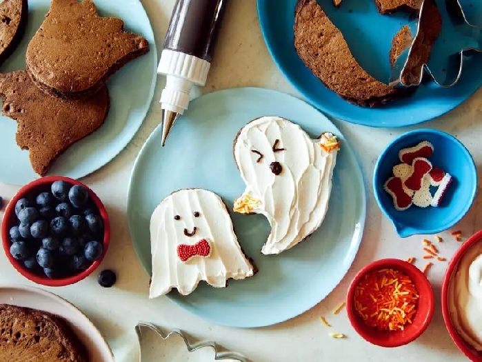 How to make halloween pancakes