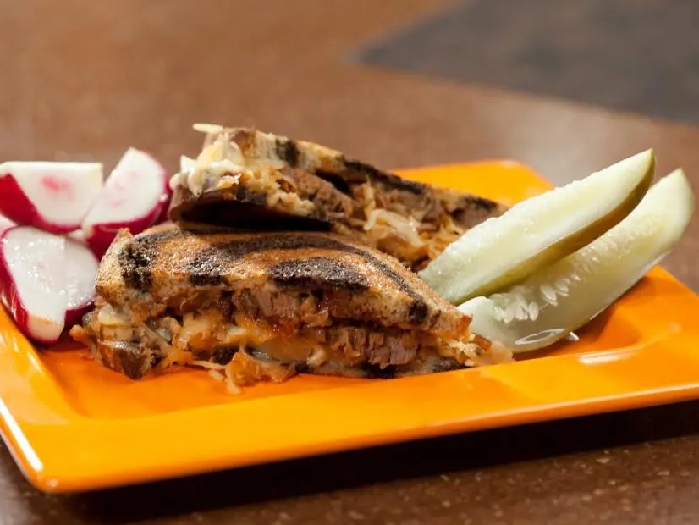 Bbq brisket reuben sandwiches recipe