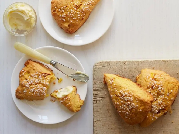 Saffron cream scones recipe