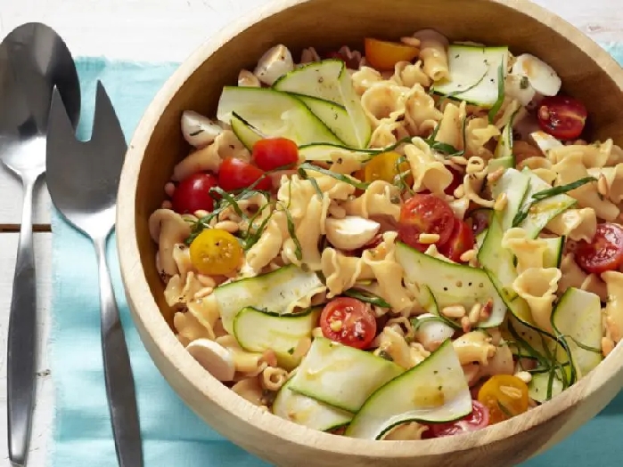 Garden pasta with bocconcini recipe