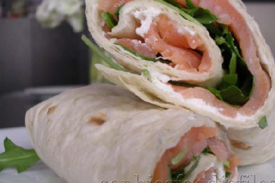 Smoked Salmon & Ricotta Wraps