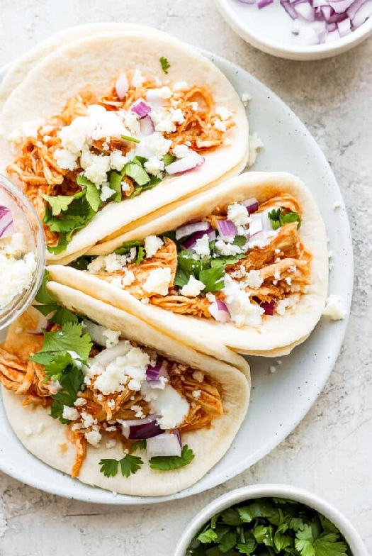 Chicken tinga tacos