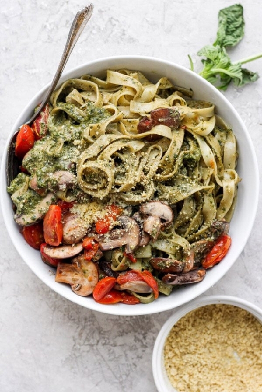 Easy pesto pasta