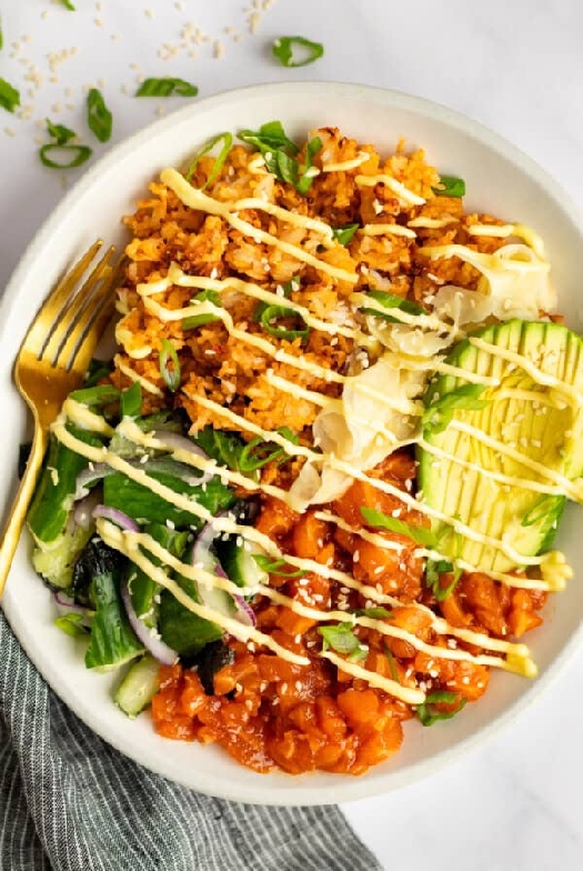 Spicy salmon crispy rice bowls