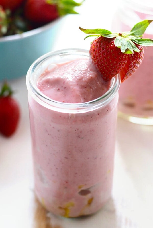 Strawberry pineapple smoothie