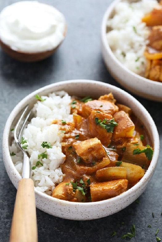 Slow cooker chicken tikka masala