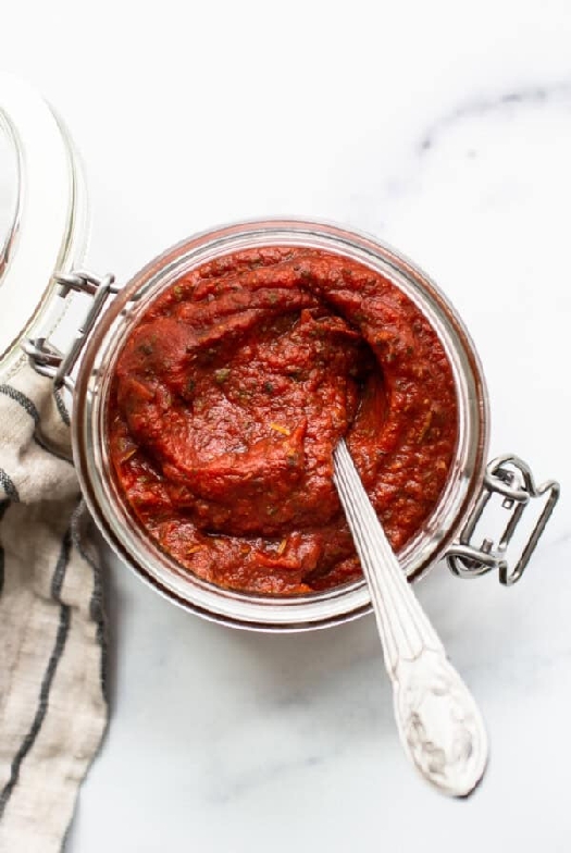 4 ingredient homemade pizza sauce