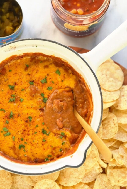 Cheesy bean dip