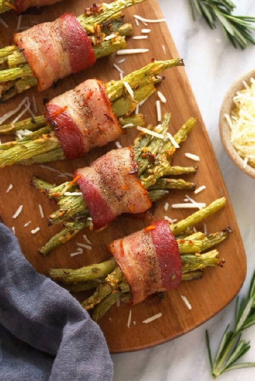 Bacon wrapped green beans