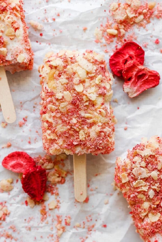 High-protein strawberry shortcake ice cream bars