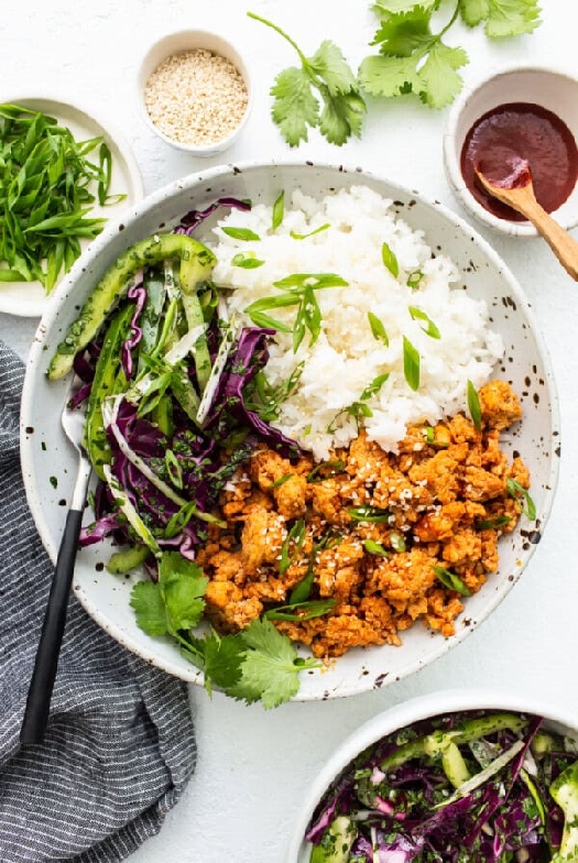 Spicy gochujang ground chicken bowls