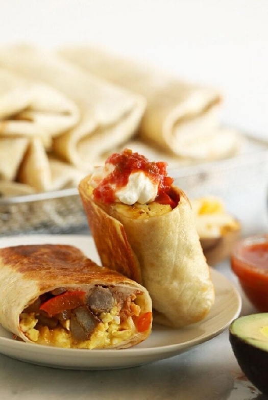 Fajita breakfast burritos