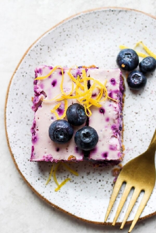 Blueberry cheesecake bars