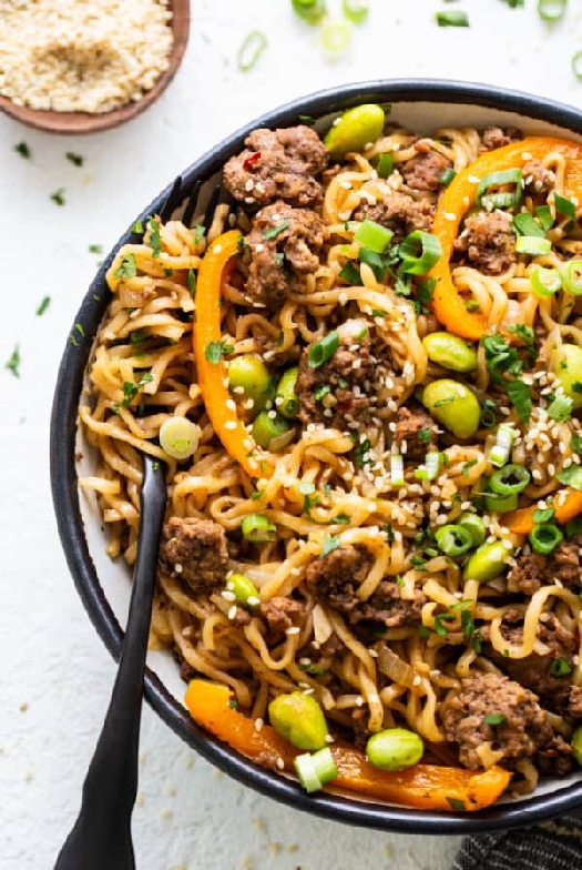 One-pot ground beef ramen noodles