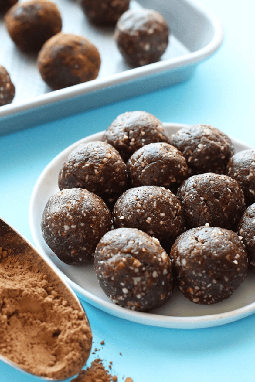 Healthy peanut butter brownie balls