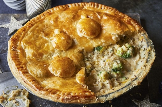 Broccoli & blue cheese pie