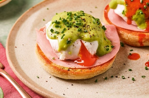 Avocado eggs benedict