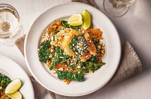 Crispy rice, cashew & cavolo nero salad