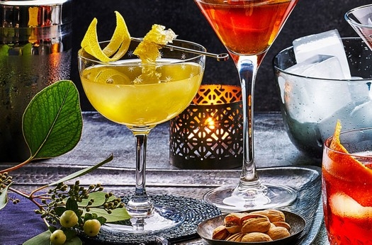 Bee’s knees cocktail