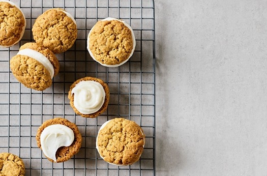 Ginger cream biscuits
