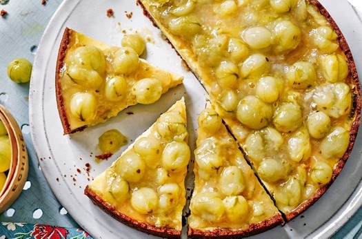 Gooseberry and elderflower tart