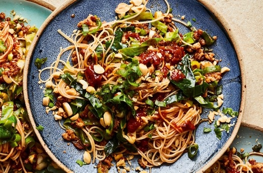 Spicy pork with vermicelli noodles