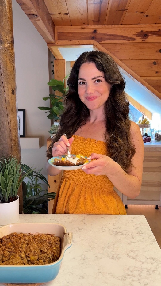 Peaches & cream oatmeal bake