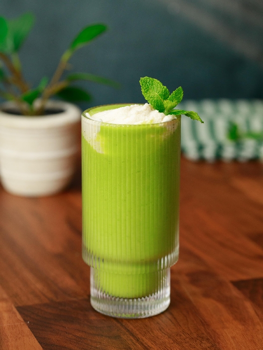 Kiss me i’m hydrated shake