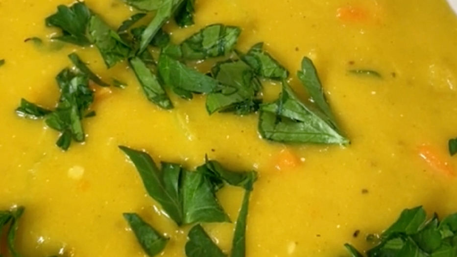 Curried potato leek soup