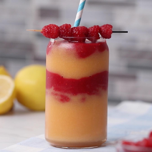 Raspberry peach lemonade slush