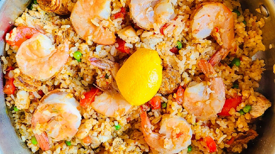 Easy authentic paella