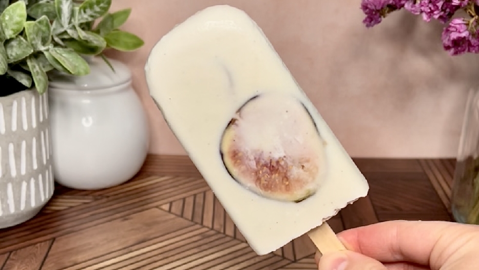 Coconut fig cream ice pops