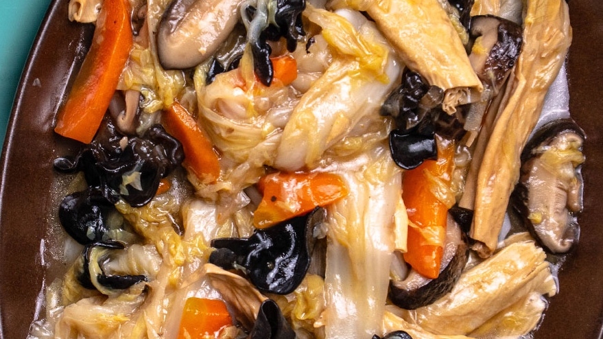 Authentic taiwanese cabbage stew