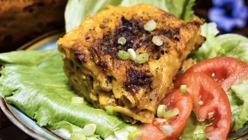 Vegan bahamian macaroni & cheese