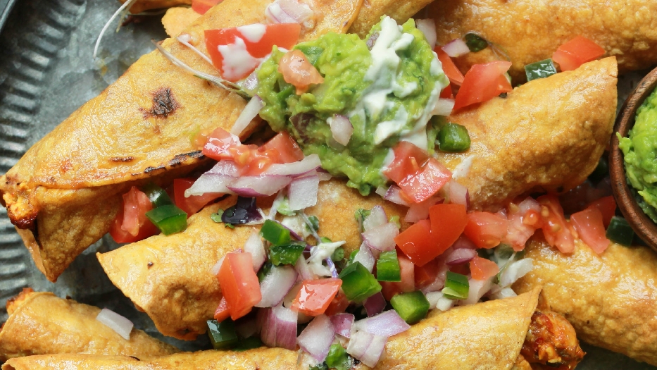 Cheesy paneer bhurji taquitos