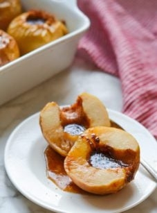 Baked apples