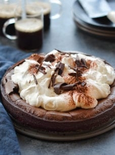 Flourless chocolate cake