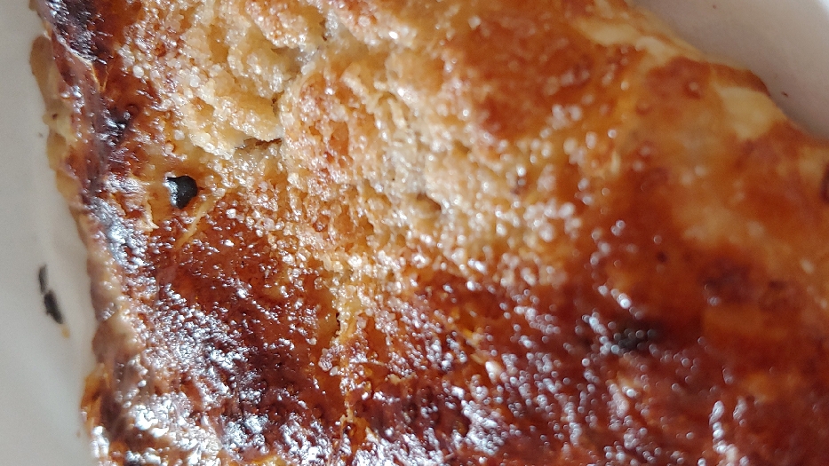 Puff pastry apple pie