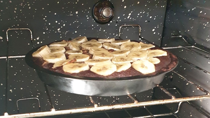 Upside down fruit cake