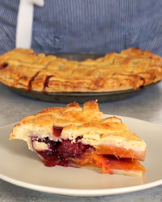 Peach and blackberry pie