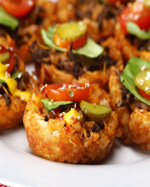 Cheeseburger tater tot cups