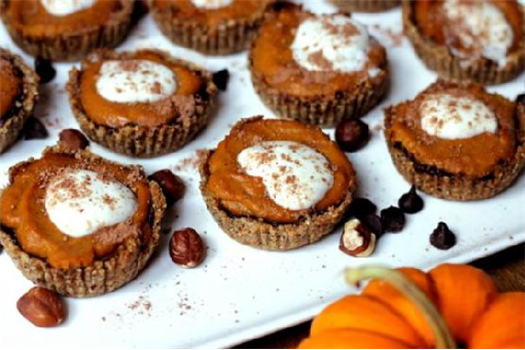 Vegan Mini Chocolate Pumpkin Pie