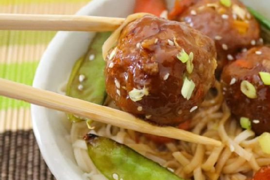 Easy Asian Sweet Chili Chicken Meatballs